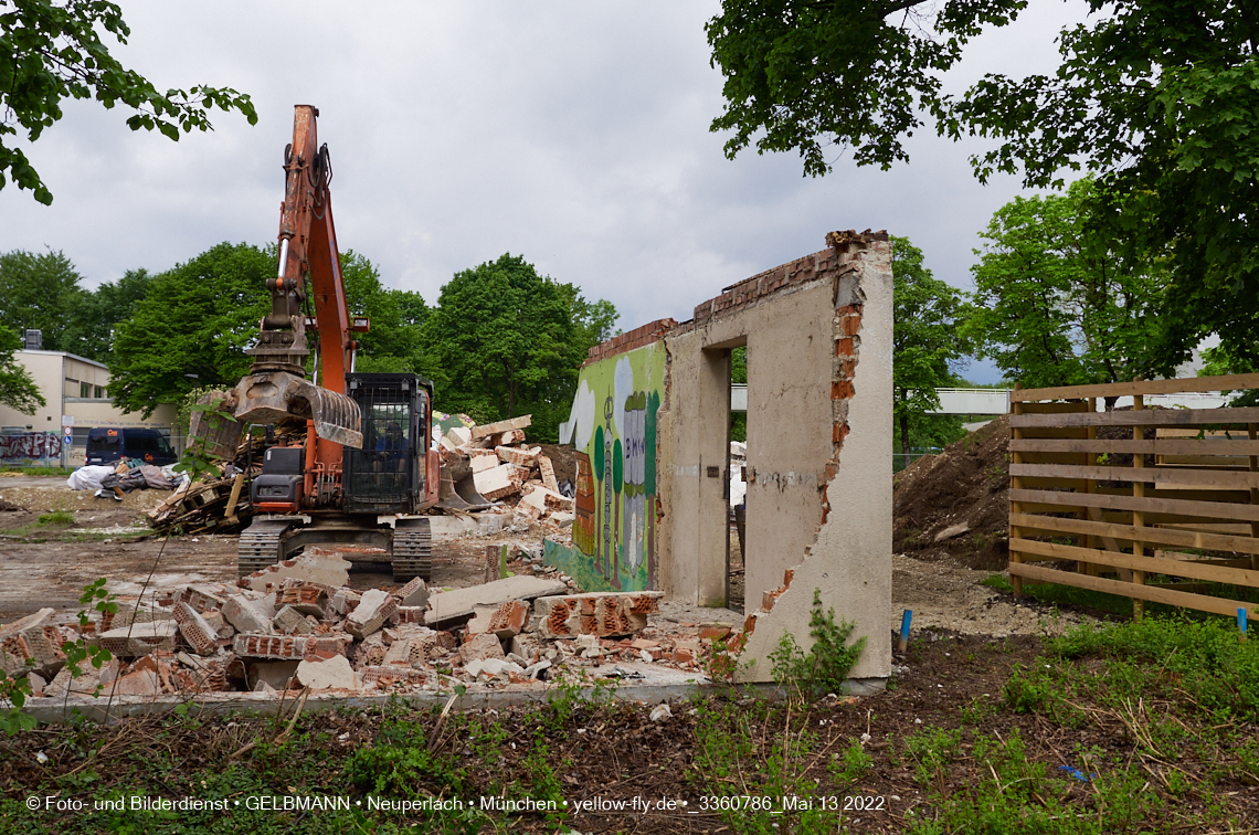 13.05.2022 - Baustelle am Haus für Kinder in Neuperlach